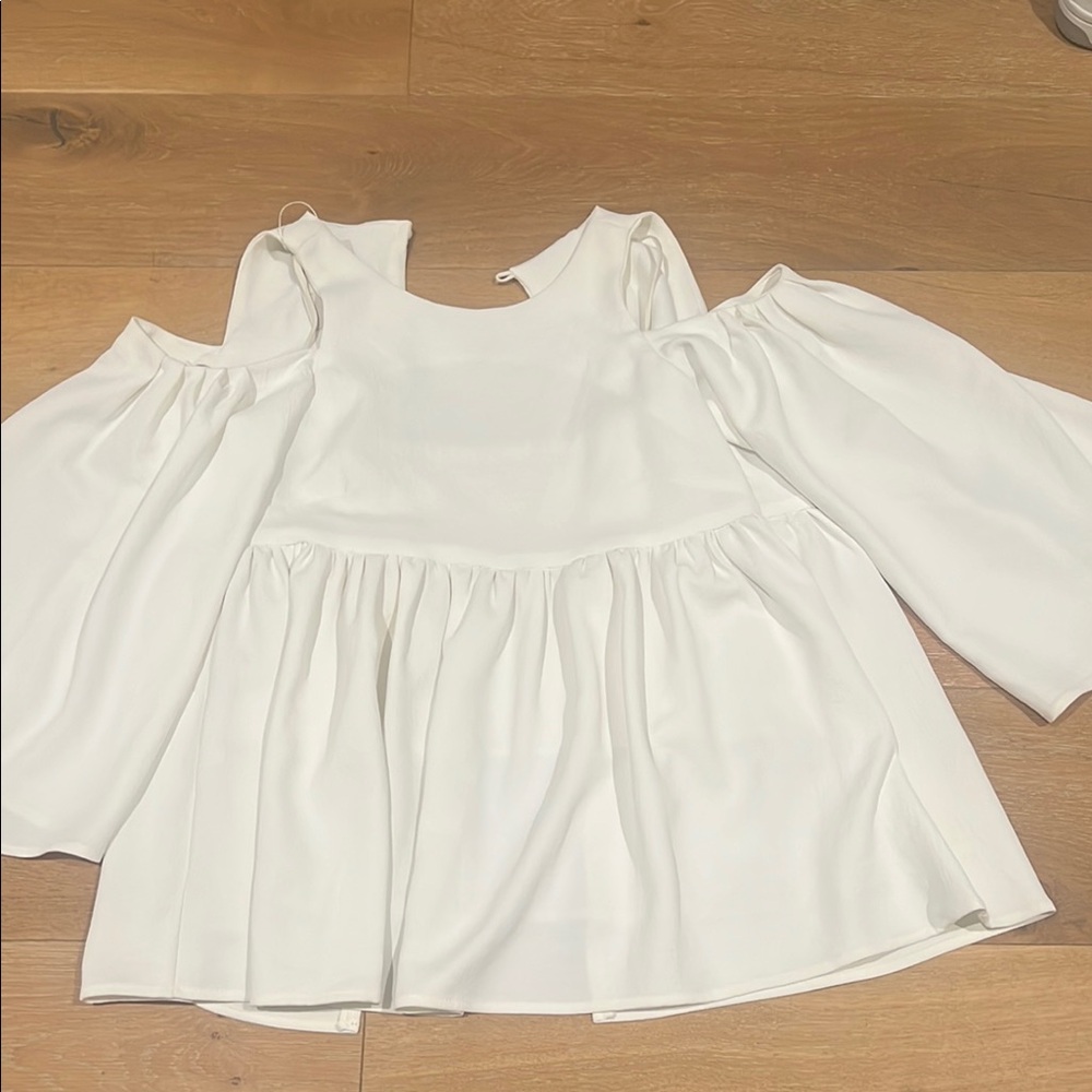 Hunter Bell White Off-Shoulder top